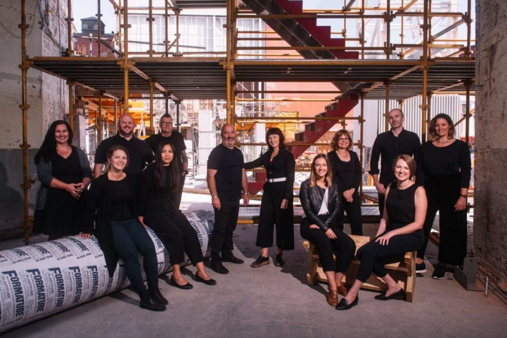 01-the-liminal-team-founding-directors-elvio-brianese-and-peta-heffernan-centre-photo-jonathan-wherrett-e1533800994617 01-the-liminal-team-founding-directors-elvio-brianese-and-peta-heffernan-centre-photo-jonathan-wherrett-e1533800994617